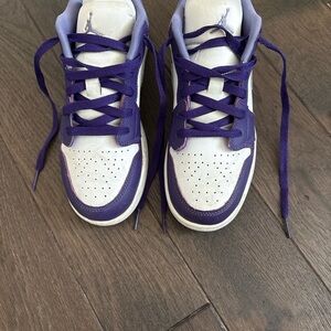Nike Kids' Air Jordan Low Purple & White